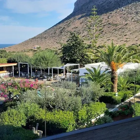 Artemis Village & Lägenhetshotell 4*
