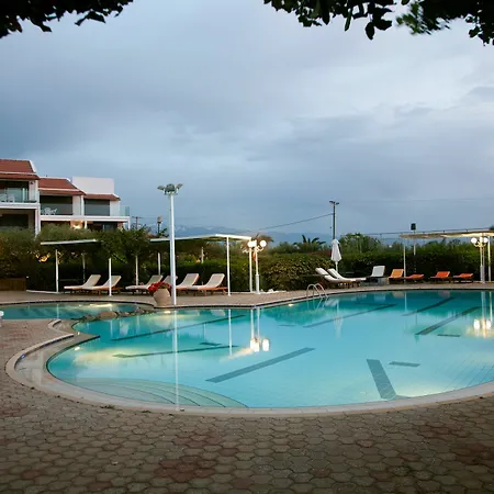 Lejlighedshotel Artemis Village & 4*